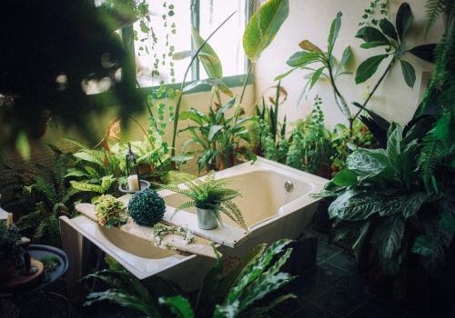 Wiosenne porządki w łazience — checklista, o której większość zapomina