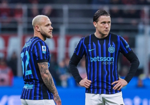 Mistrzowska siesta w Mediolanie odroczona. Napoli gromi rywala