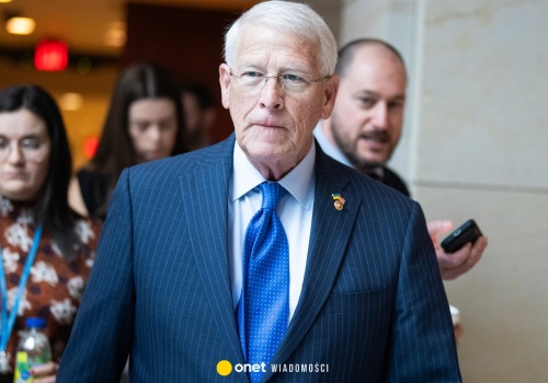 Senator apeluje do Donalda Trumpa. 