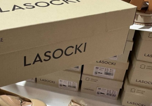 Sneakersy damskie Lasocki - ten model idealnie dopasuje się do stopy. A Rieker?