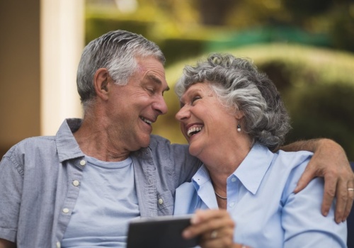 Świetne wieści dla osób 60+. W tym przewyższają młodszych od siebie