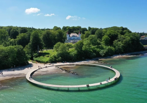 Puste plaże, domki letniskowe i zamki. Kraj 443 wysp chce przyciągnąć Polaków