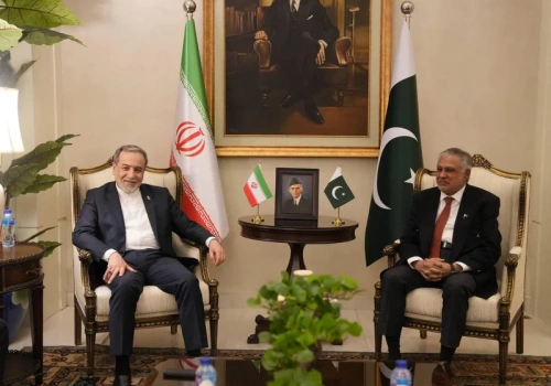 Delegacje USA i Iranu w Islamabadzie. Dojdzie do rozmów pokojowych?