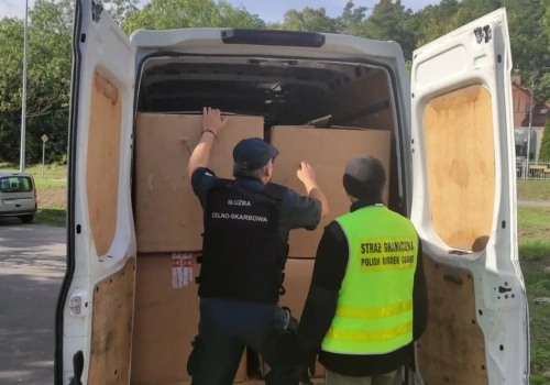 Transport odzieży z obowiązkiem SENT. Przedsiębiorcy narzekają, sypią się mandaty