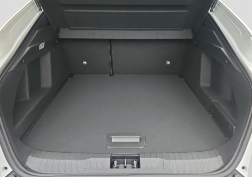 Europejski SUV Coupe w cenie chińskich. Też oferuje hybrydę, duży prześwit i bogate wyposażenie