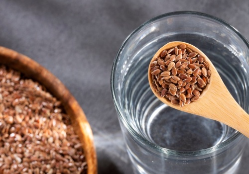 Rano czy wieczorem? Prawda o siemieniu lnianym może cię zaskoczyć