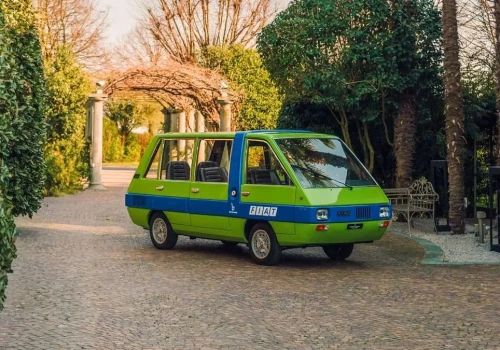 Przodek Fiata Multipli trafi na aukcję. Ale nie będziesz chciał nim wozić dzieci