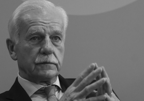 Andrzej Olechowski nie żyje. Był współzałożycielem Platformy Obywatelskiej i szefem dyplomacji
