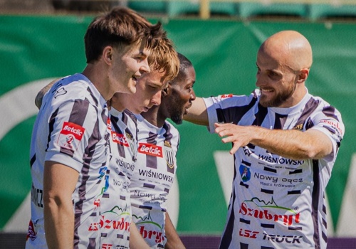 Demolka we Wrocławiu! Sandecja bezlitosna – cztery ciosy i nokaut