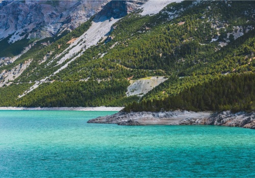 Kilka godzin jazdy i jesteś jak na wakacjach za granicą. Te miejsca robią wrażenie