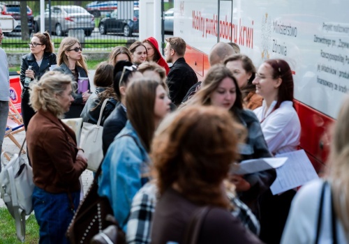 Jest krew dla bohatera!