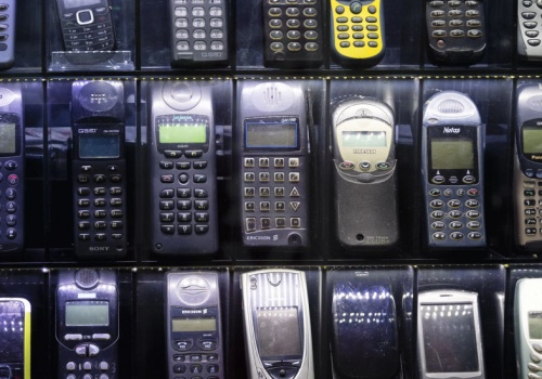 Pamiętasz telefony Alcatel? Historia marki potoczyła się w zaskakującym kierunku