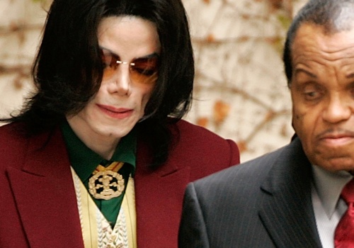 Ojciec zgotował Jacksonowi piekło. Wymiotował na jego widok: odebrano mi dzieciństwo