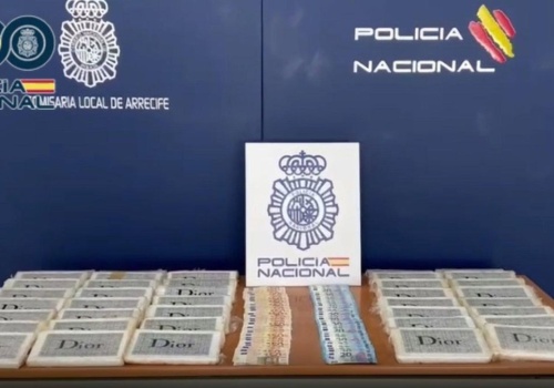 Narkotyki w kamperze na Lanzarote: pięć osób zatrzymanych po pościgu