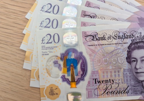 Jak odnaleźć 2000 funtów z konta Child Trust Found – 23 kwietnia 2026 ruszyła pomoc rządu