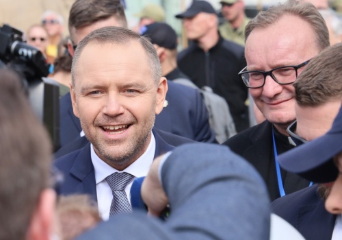 Nowy sondaż w sprawie prezydentury Karola Nawrockiego. Polacy podzieleni