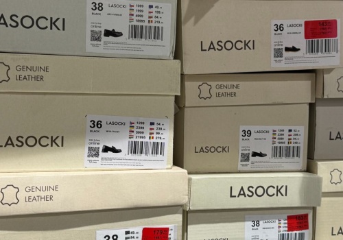 CCC wyprzedaje skórzane czółenka Lasockiego - wyglądają jak Chanel, a cena? Niska!