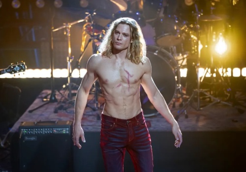 To nie jest zwykły wampir. Lestat wchodzi na scenę jako rockowa gwiazda