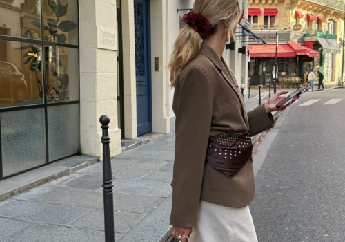 Kolejki w Lidlu są przez te spodnie. Kosztują grosze i modelują sylwetkę