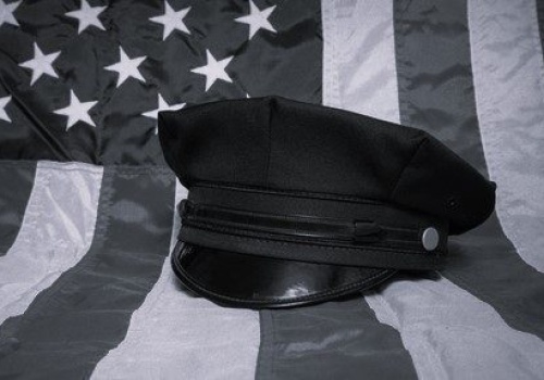 Policjant zastrzelony przez podejrzanego w szpitalu