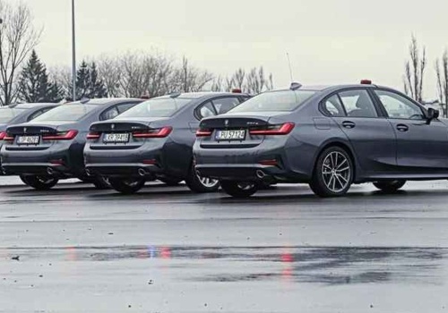 Tak rozpoznasz nieoznakowany radiowóz. Wystarczy spojrzeć na ten detal