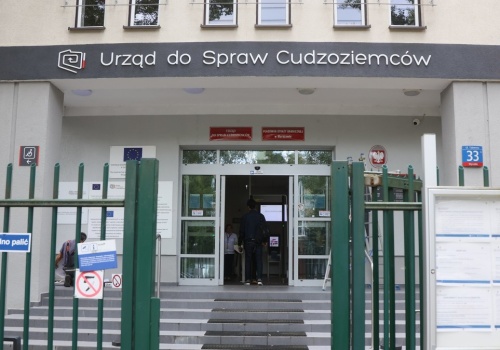 PiS nie odpuszcza. Posłowie wracają z projektem w sprawie cudzoziemców