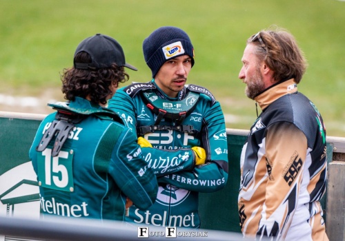 Żużel. Jest apel do kibiców Falubazu! Powinni zawiesić bojkot?!