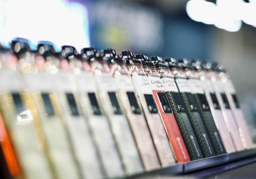 Co trzeci 15-latek pali e-papierosy. GIS ostrzega rodziców i radzi nauczycielom