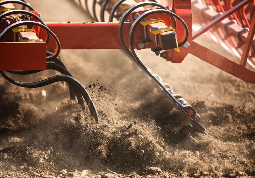 Polska „nówka” czy zachodnia „używka”? Jaką maszynę wybrać?