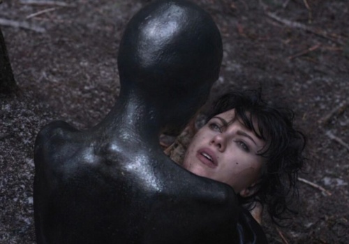 POD SKÓRĄ, odważny (i już kultowy) SCI-FI horror ze Scarlett Johansson
