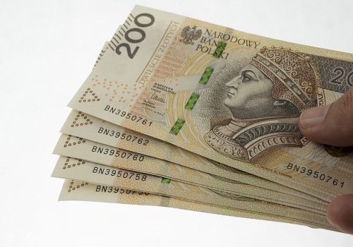 ZUS wypłaca prawie 7 tys. zł miesięcznie. Kluczowy jest rok urodzenia świadczeniobiorcy