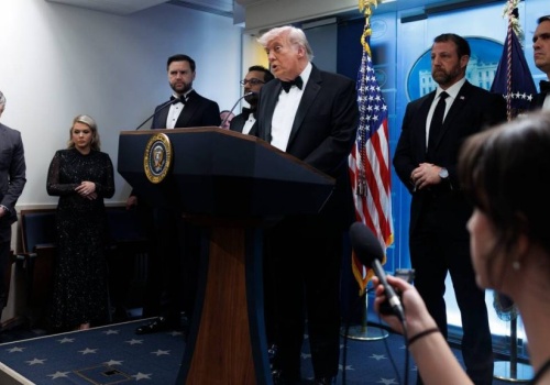 Strzały podczas gali z udziałem Trumpa. Prezydent ewakuowany, napastnik zatrzymany