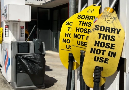 Zapasy ropy w Europie szybko się kurczą. Co nas teraz czeka?