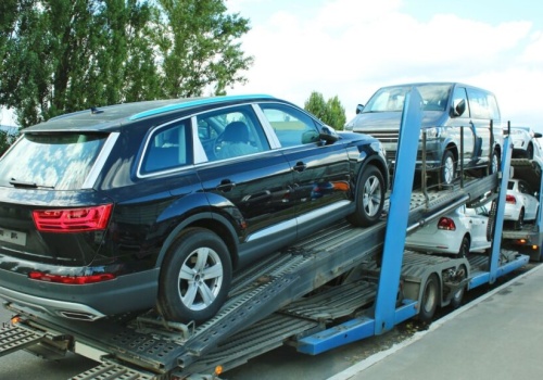 Z frontu na sprzedaż: kulisy „pomocy” Ukrainie