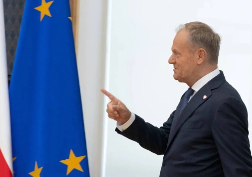 Co próbuje ukryć Tusk słowami o wojnie? Pokazano dane z gospodarki. 