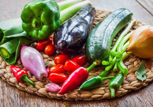 Leczo na chrupiącym placku? To połączenie to prawdziwy hit na grilla