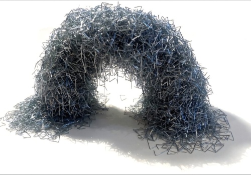 Zszywacz zainspirował inżynierów do stworzenia genialnego materiału. Łączy dwie rzadko spotykane cechy