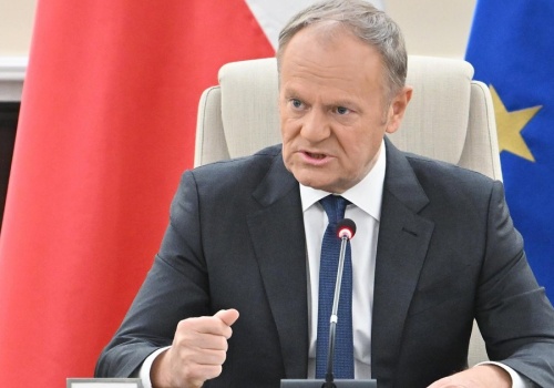 Strzały w Waszyngtonie. Donald Tusk: Polska w pełni solidaryzuje się z Ameryką