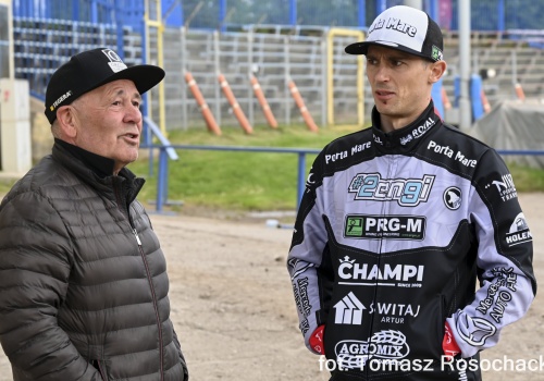 Żużel. Kołodziej ogolił Zengotę na łyso! Byki pomagają! (ZDJĘCIA)