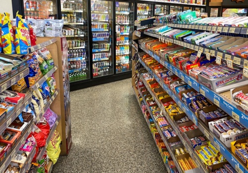 Szukają pracowników bez przerwy. Na start 4,5 tys. zł na rękę