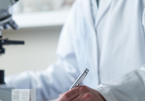 Ile kosztuje fałszywa praca naukowa? Zbadano konkretne stawki