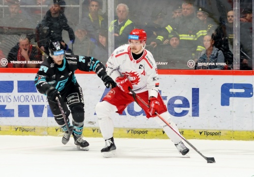 Trzyńczanie przegrywają w końcówce. Czy obronią meczbol, jaki ma Dynamo?