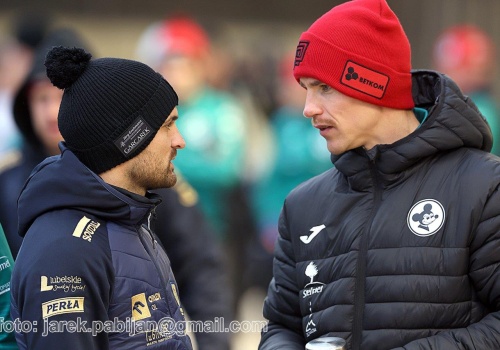 Żużel. Dwa „Falubazy” ogolone w szczytnym celu! Pawlicki i Ratajczak na łyso! (ZDJĘCIA)