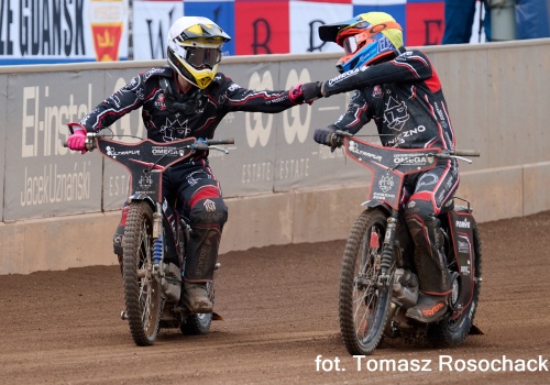 Żużel. KLŻ: Emocje w Krakowie, remis w Gnieźnie i show Polisa w Opolu (RELACJA)