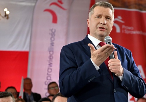 Czarnek o zapaści i z radą dla młodych. 