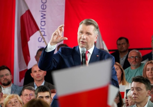 Zapytał Czarnka o kryzys mieszkaniowy. 