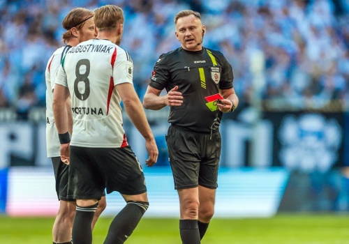 Trener Legii grzmi po meczu z Lechem. 