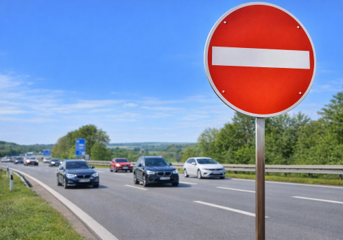 Jazda pod prąd: kary, punkty i najczęstsze błędy kierowców