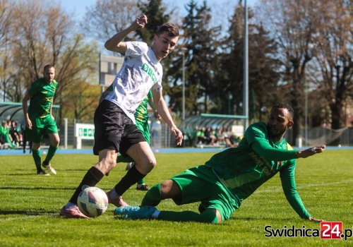 Świdnicka Polonia bezlitosna dla Zdroju