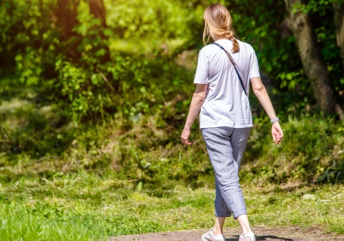 Japończycy znaleźli sposób na obniżenie stresu. My liczymy kroki, oni już dawno przestali
